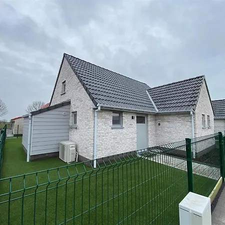 Cozy Fisherman's House With Garden Holiday home *